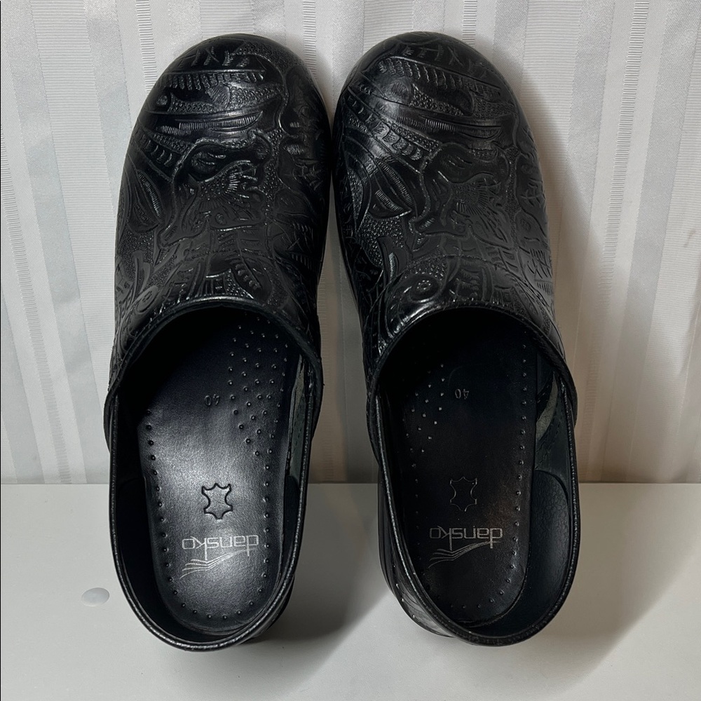 Dansko Black leather embossed clogs